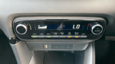 Toyota Yaris 1.5 Hybrid Icon 5dr CVT Hybrid Hatchback